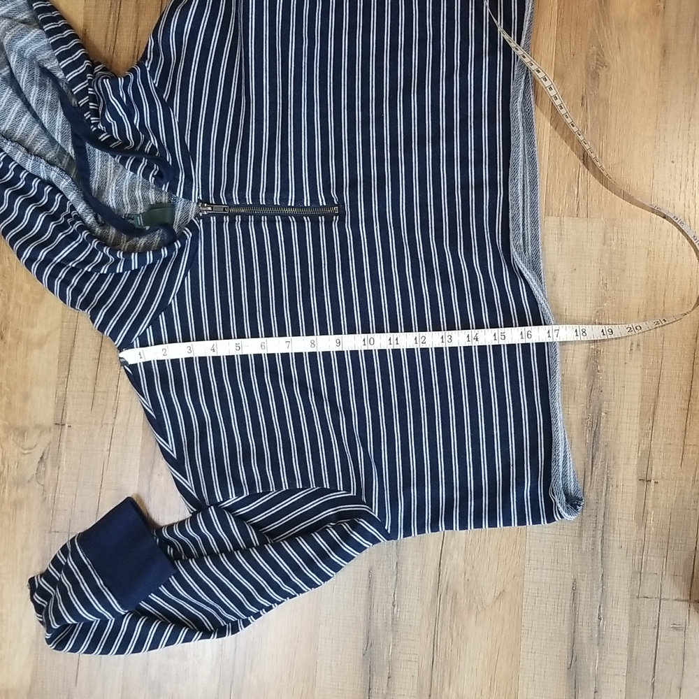WILD FABLE Navy Striped 3/4 Zip Cropped Hoodie - Picture 11 of 12